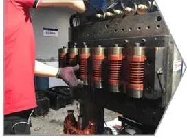 2 ওয়ার্কস্টেশন সমর্থন 2 মোল্ডস ভ্যাকুয়াম মিশ্রণ ইনজেকশন ডিভাইস 3